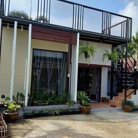 บ้านขวัญกมล Csiangkham Kültér fotó