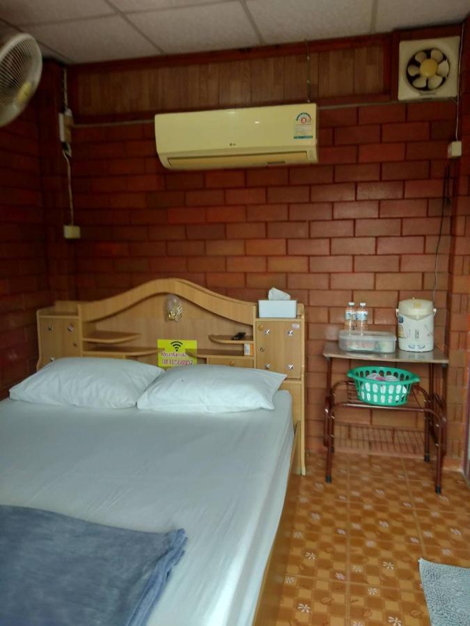 บ้านขวัญกมล Csiangkham Kültér fotó